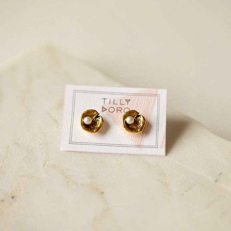 Tilly Doro - Oyster studs